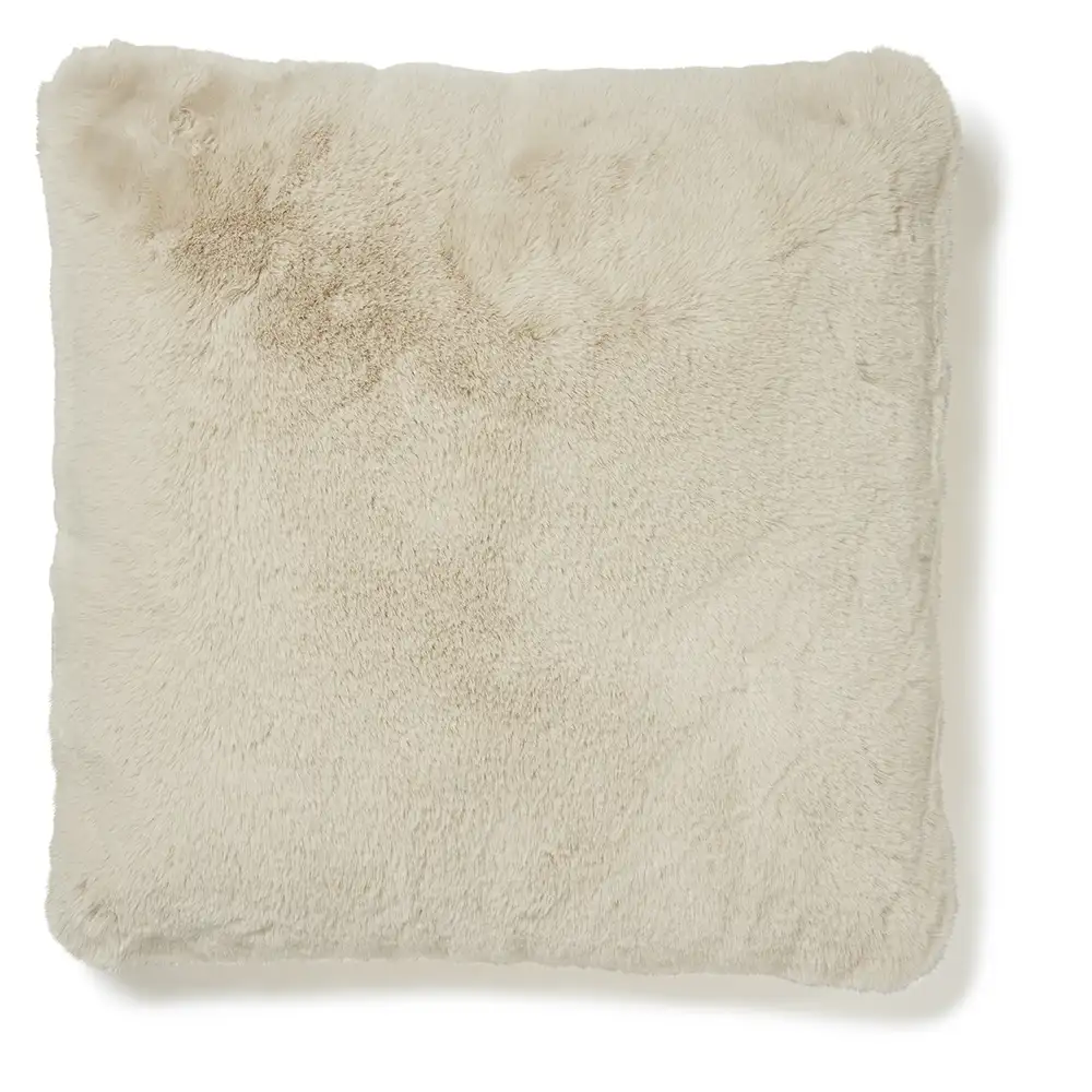 Skinnwille Fluffy Tyynyliina 45×45 cm Beige